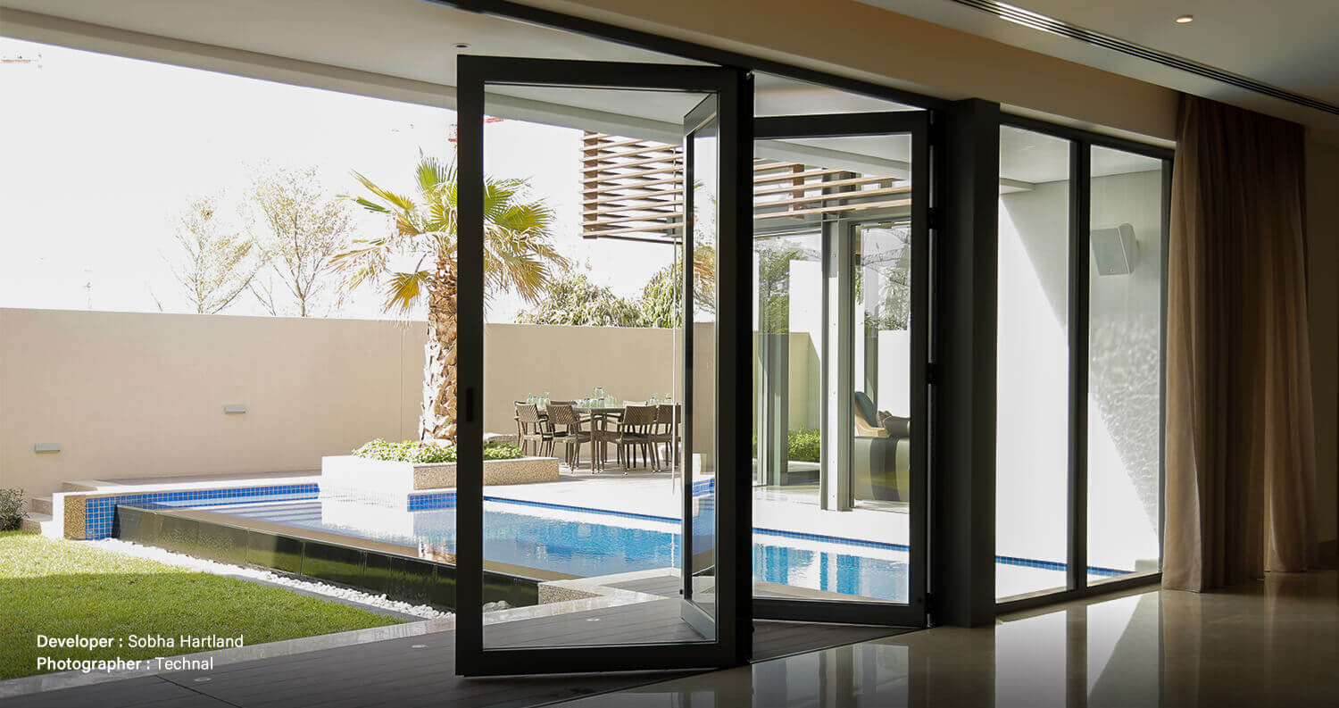 folding glass door uae